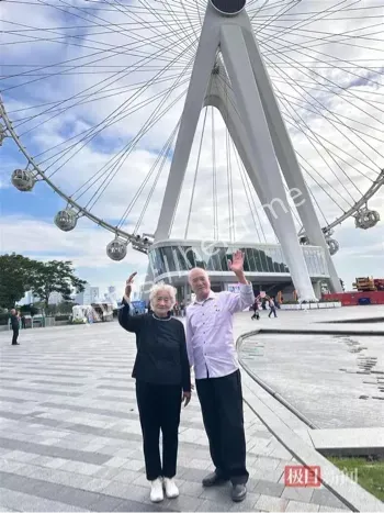 90岁老人自驾23年